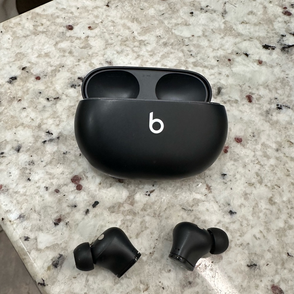Beats Studio Buds True Wireless Noise Cancelling Earbuds - Black - Picture 3 of 4
